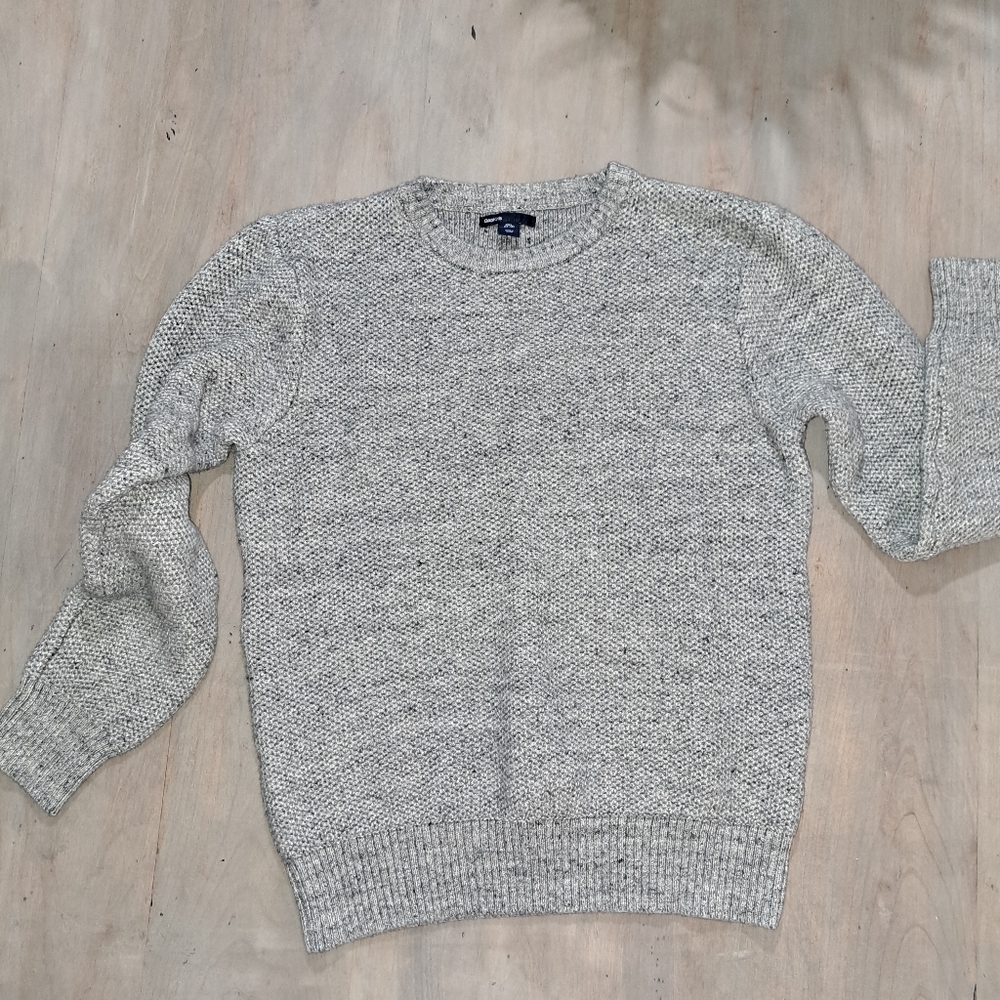 Gray Gap sweater
